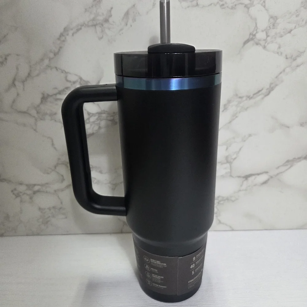 Stanley Quencher H2.0 Tumbler-30oz- Black Chroma - Picture 4 of 9